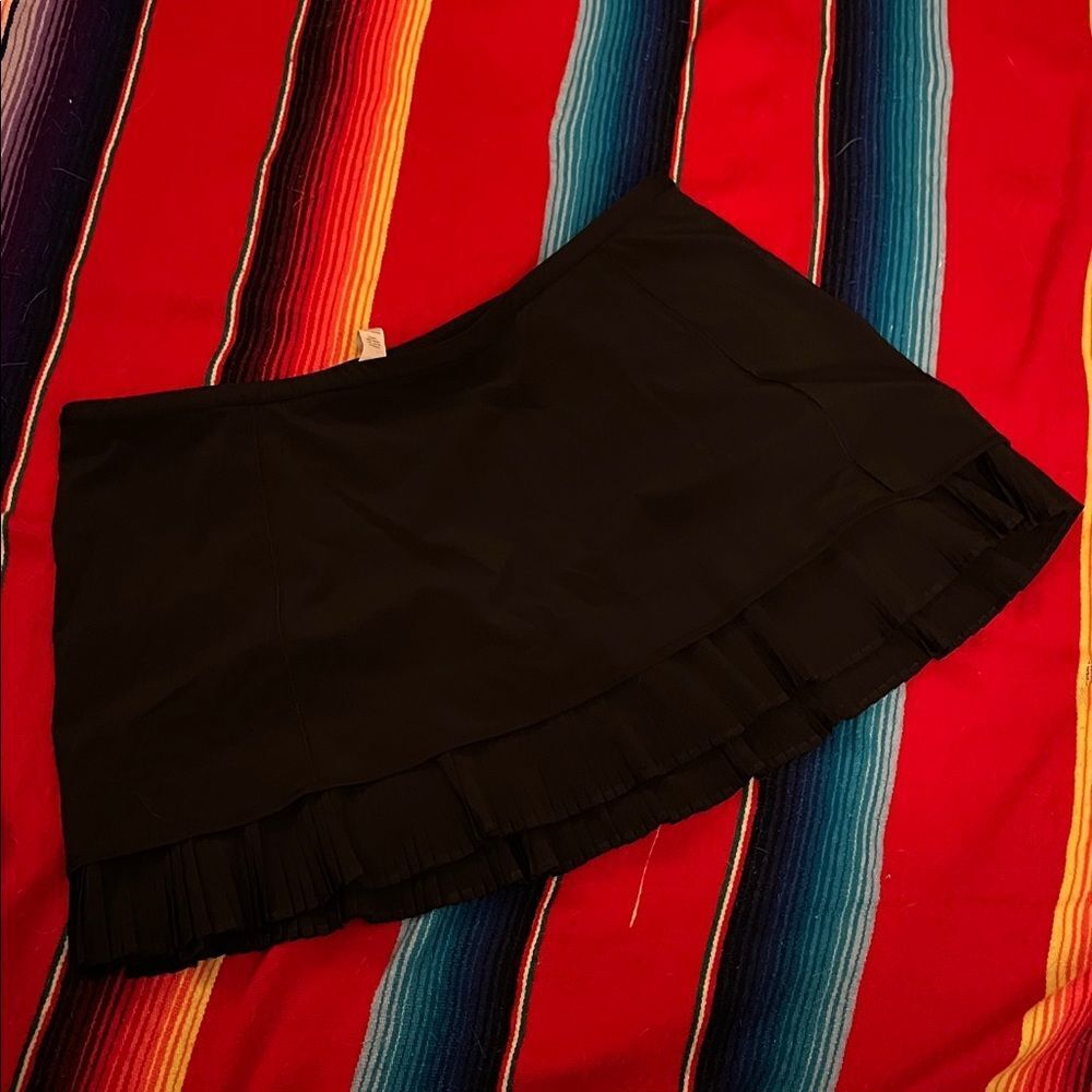 Lululemon Black Ruffled Mini Skirt